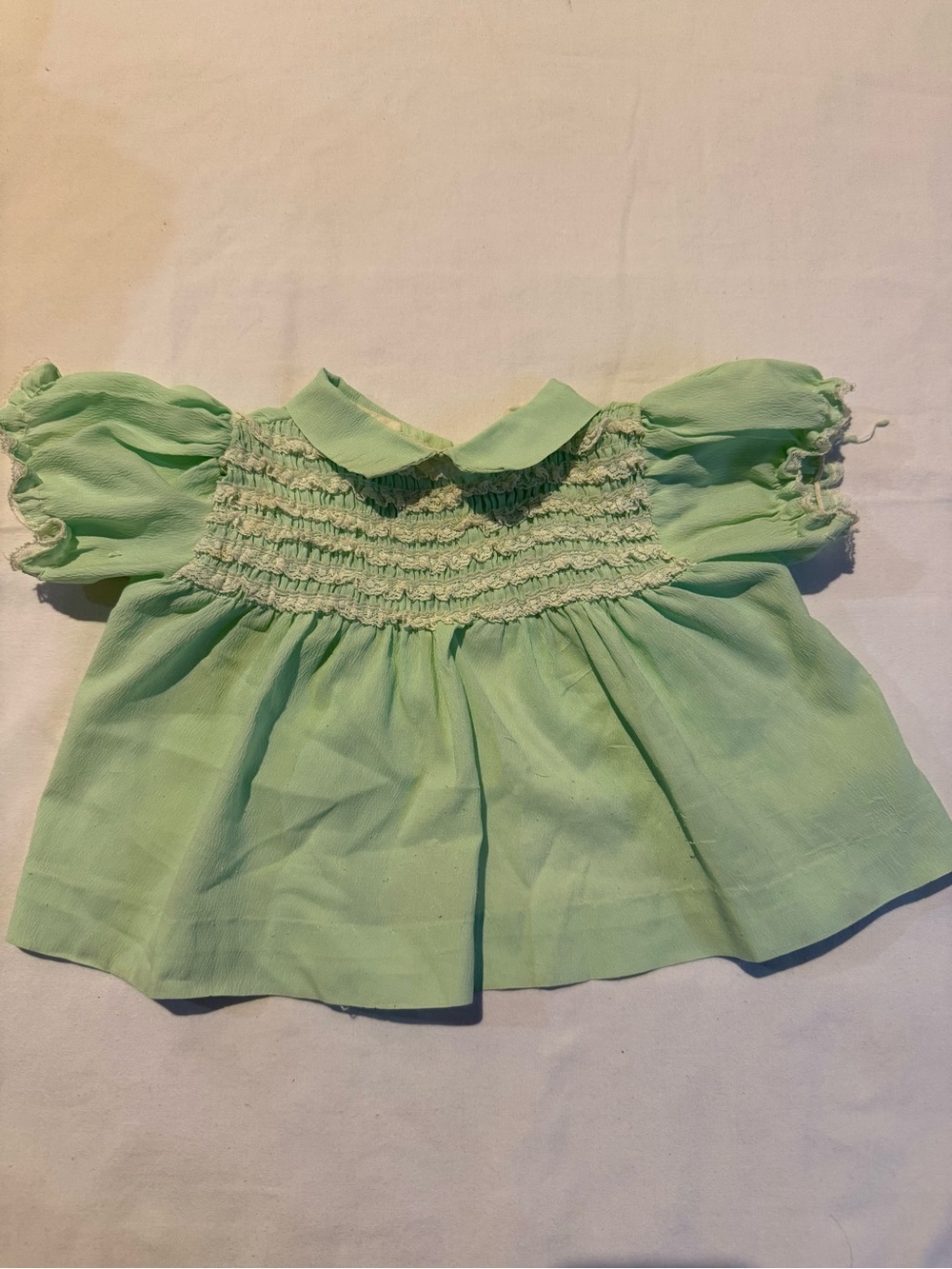 Vintage 1970s Smocked Peter Pan Collar Kids Blouse in Mint Green